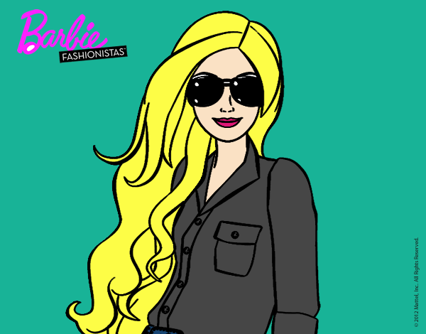 Barbie con gafas de sol