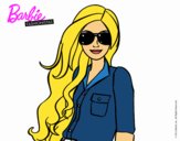 Barbie con gafas de sol