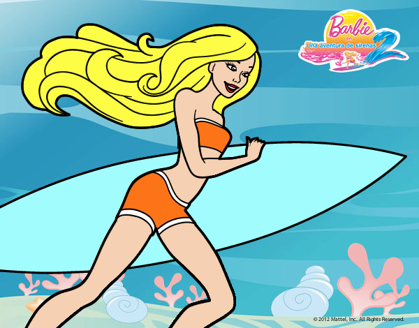 Barbie corre al agua