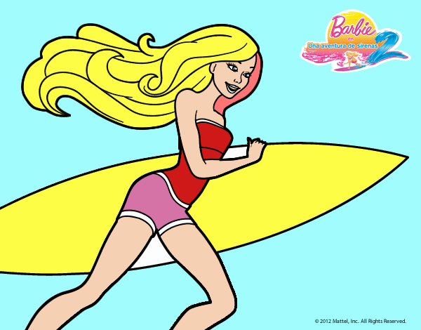 Barbie corre al agua