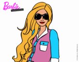 Barbie con gafas de sol