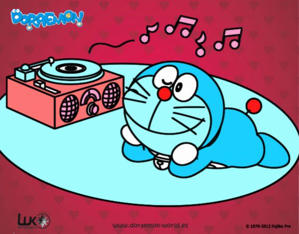 Doraemon escuchando música