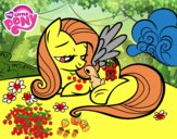 Fluttershy con un conejito