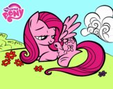 Fluttershy con un conejito