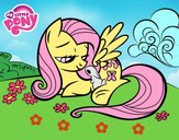 Fluttershy con un conejito