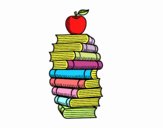 Libros y manzana