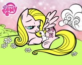 Fluttershy con un conejito