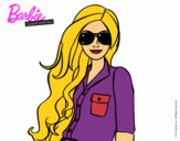 Barbie con gafas de sol