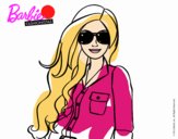 Barbie con gafas de sol