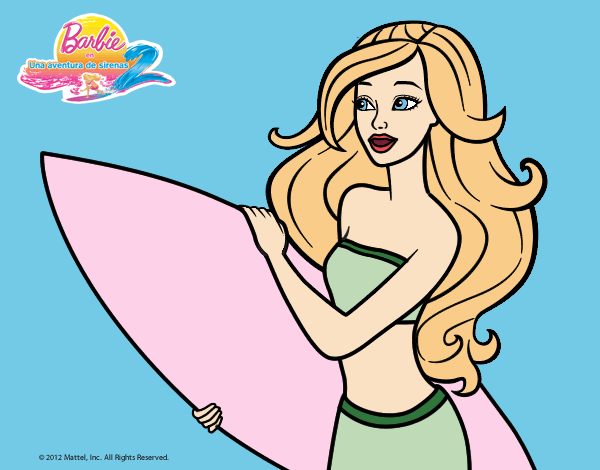 Barbie va a surfear