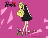 Barbie y su colección de zapatos