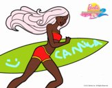 Barbie corre al agua