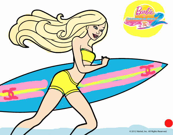 Barbie corre al agua