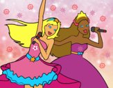 Barbie y la princesa cantando