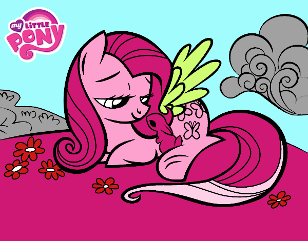 Fluttershy con un conejito