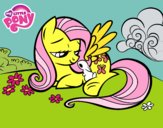 Fluttershy con un conejito