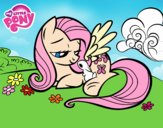 Fluttershy con un conejito