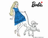 Barbie paseando a su mascota