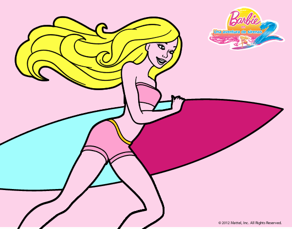 Barbie corre al agua