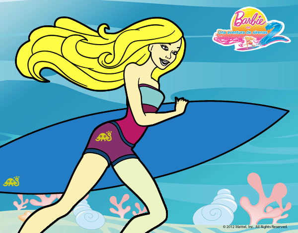 Barbie corre al agua