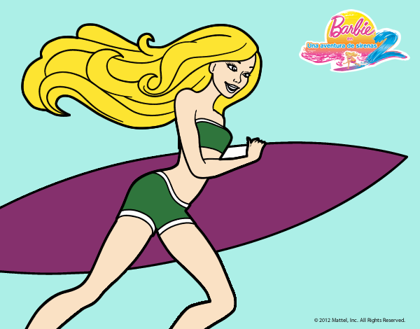 Barbie corre al agua