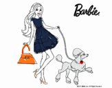 Barbie paseando a su mascota