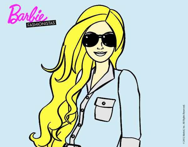 Barbie con gafas de sol