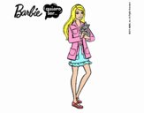 Barbie con un gatito