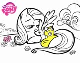 Fluttershy con un conejito