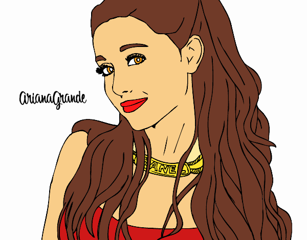 Ariana Grande con collar